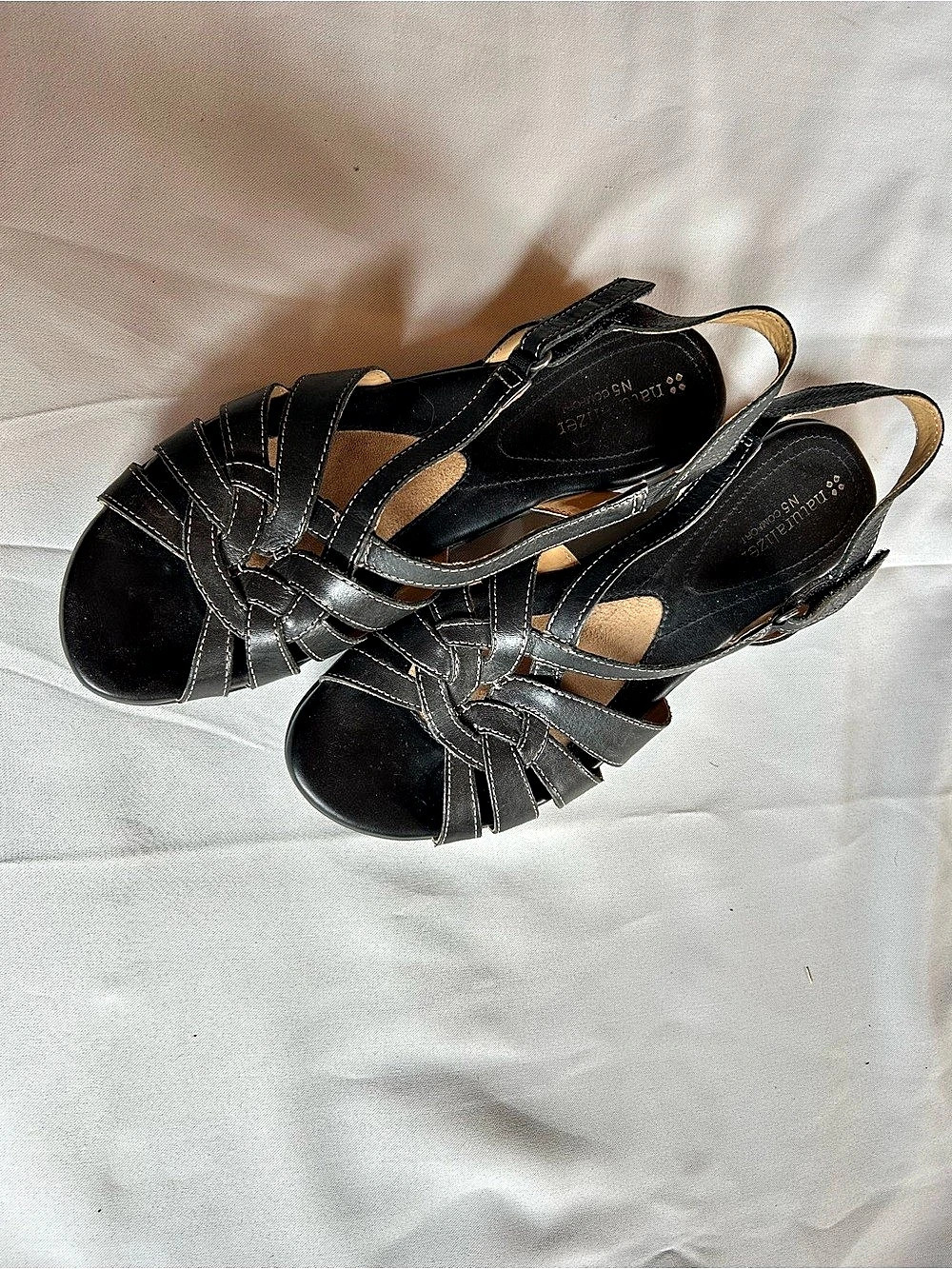 Naturalizer Comfort Strappy Sandals in Black